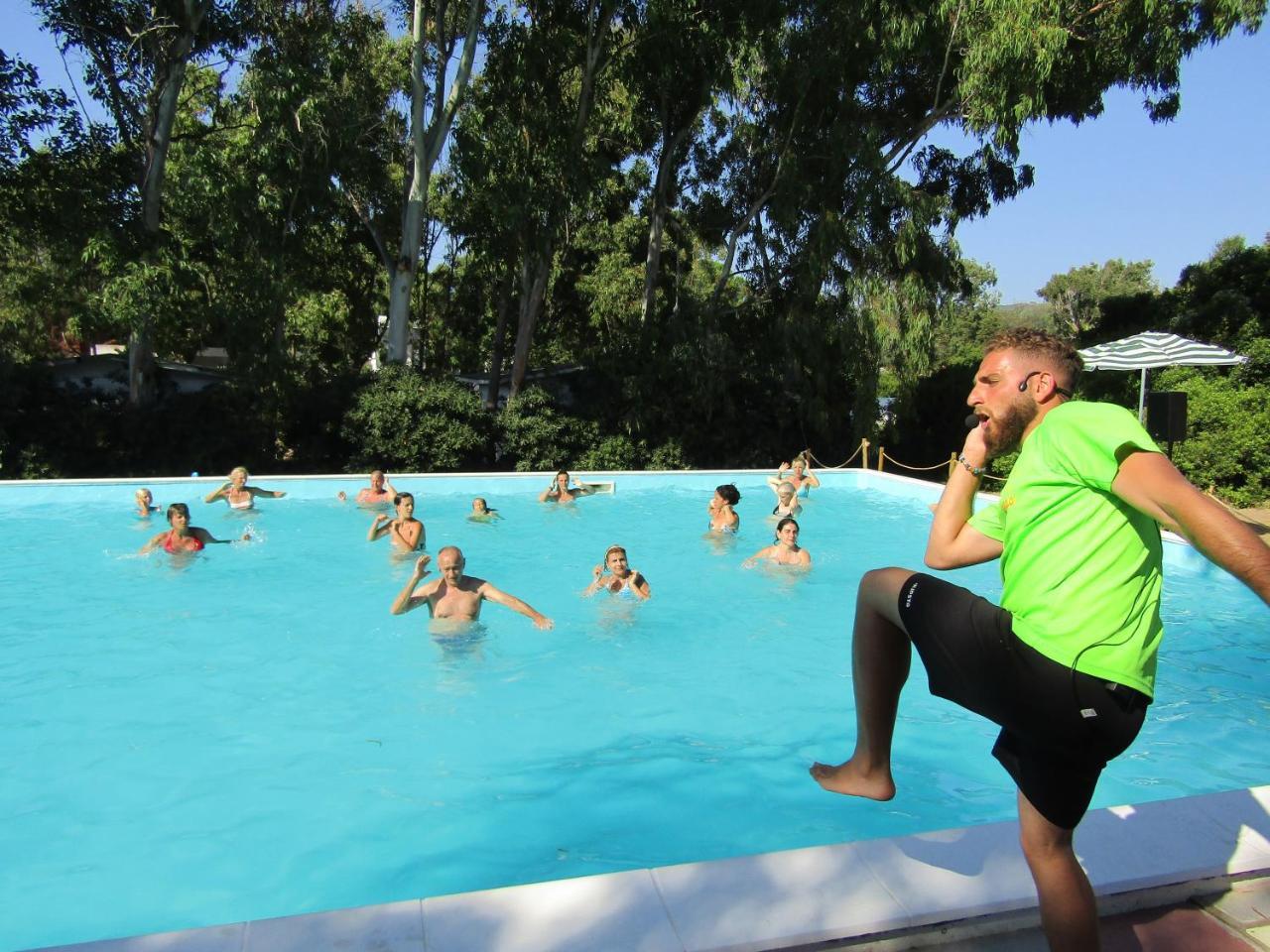 Camping Baia Paradiso Badesi Luaran gambar